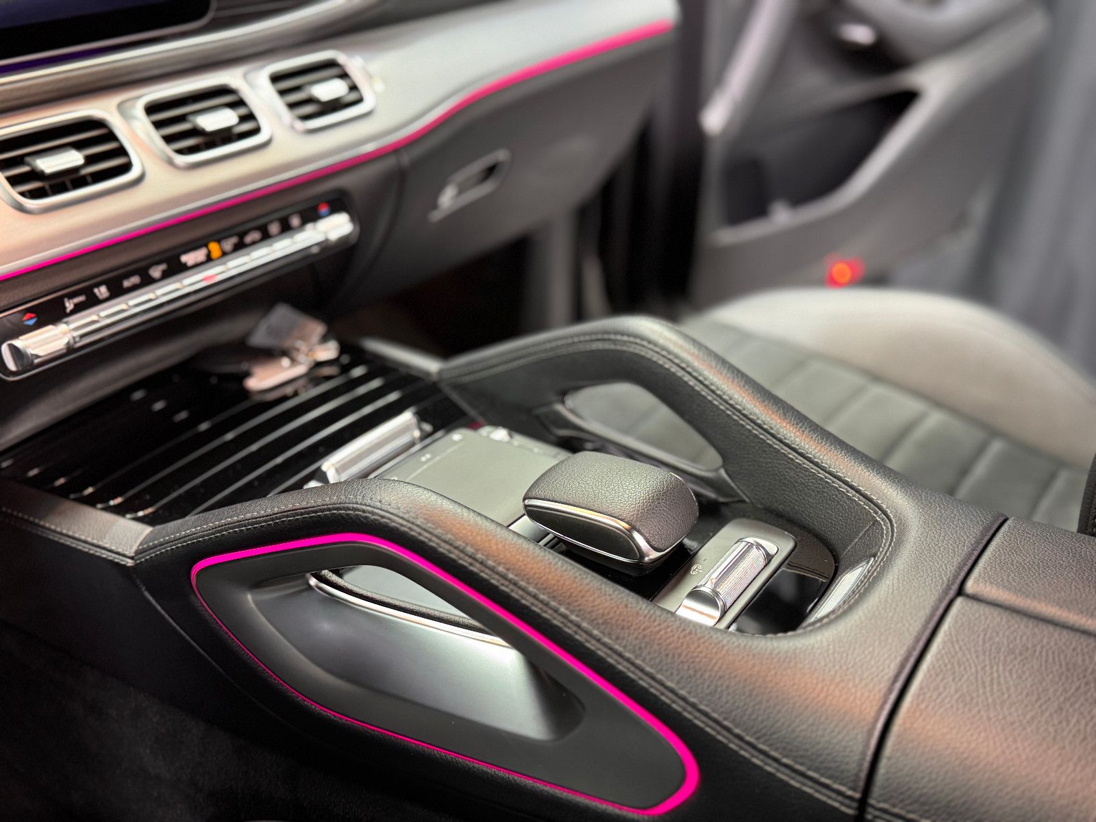 Fahrzeugabbildung Mercedes-Benz GLE 350e 4Matic Coupe *AMG-LINE*22 ZOLL*LUFT*