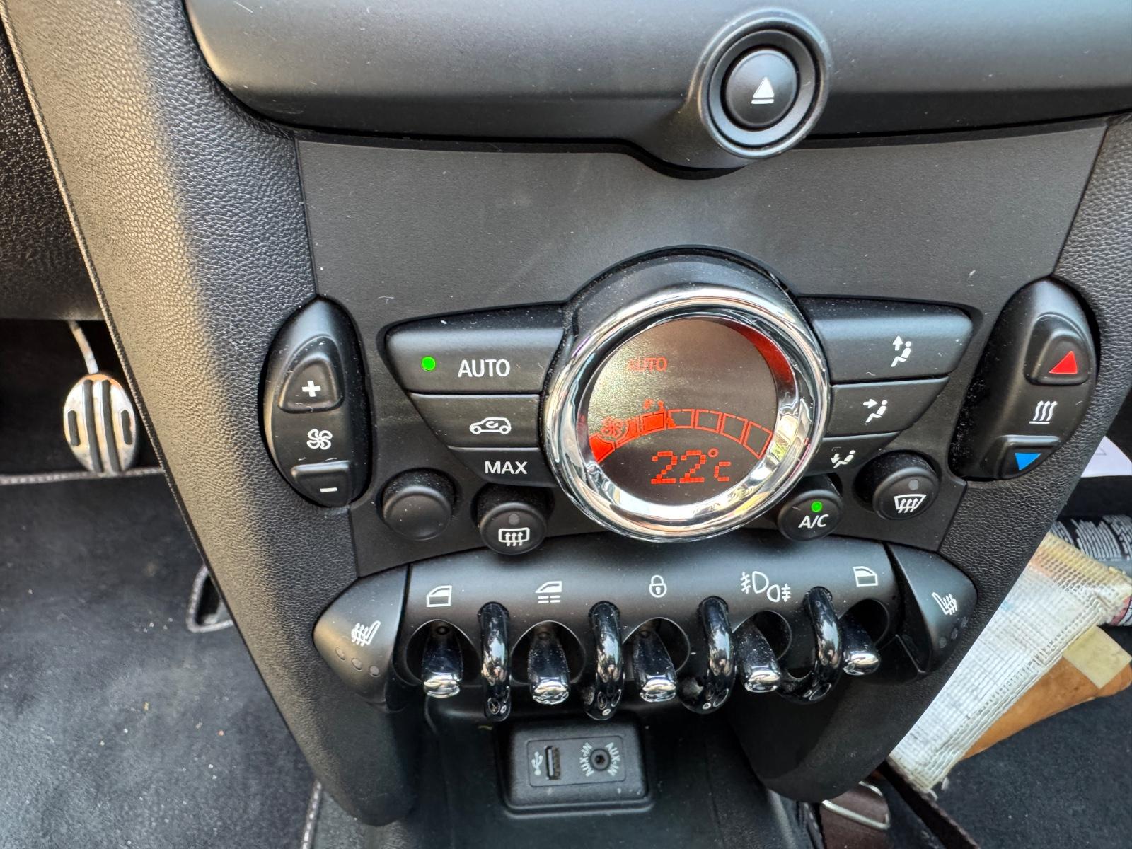 MINI Cooper S Cabrio Highgate Leder Bi-Xenon PDC Temp