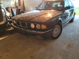 BMW 730 - BMW 730 mit Benzin-Antrieb