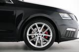 Skoda OCTAVIA COMBI RS 2.0TDI LED+PANORAMADACH+ACC - mit Diesel-Antrieb: Schwarz, Panorama-Dach, Kombi