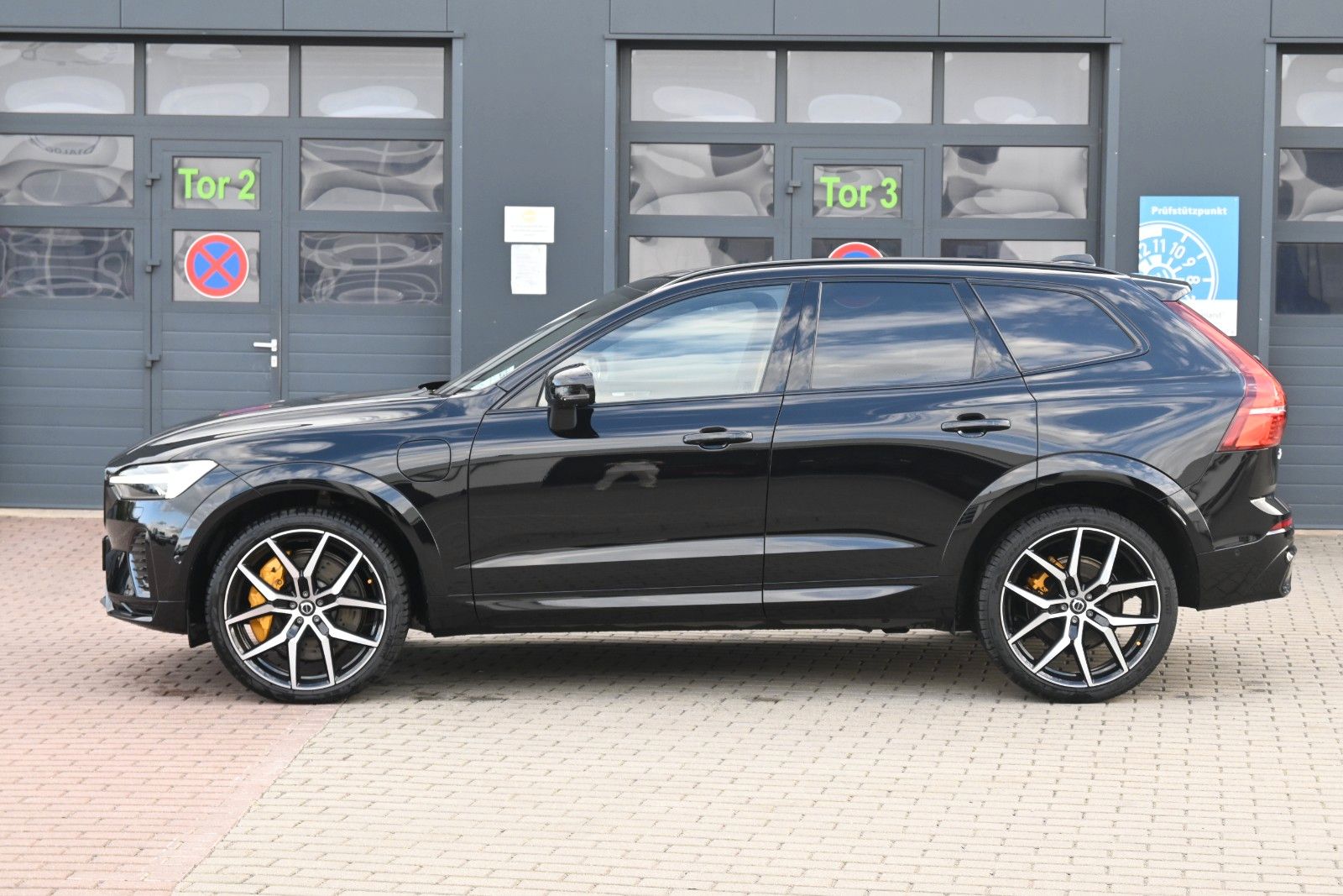Fahrzeugabbildung Volvo XC60 T8 AWD Polestar Engineered Plug-In Hybrid