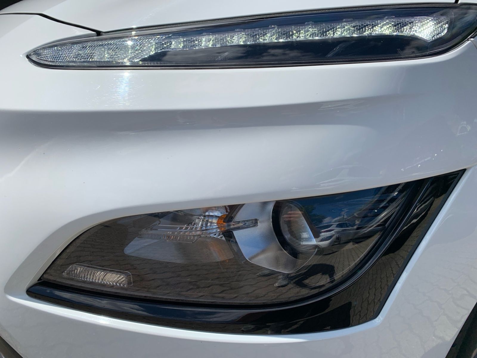 Fahrzeugabbildung Hyundai KONA Select Elektro 11 kW OBC Sitzheizung