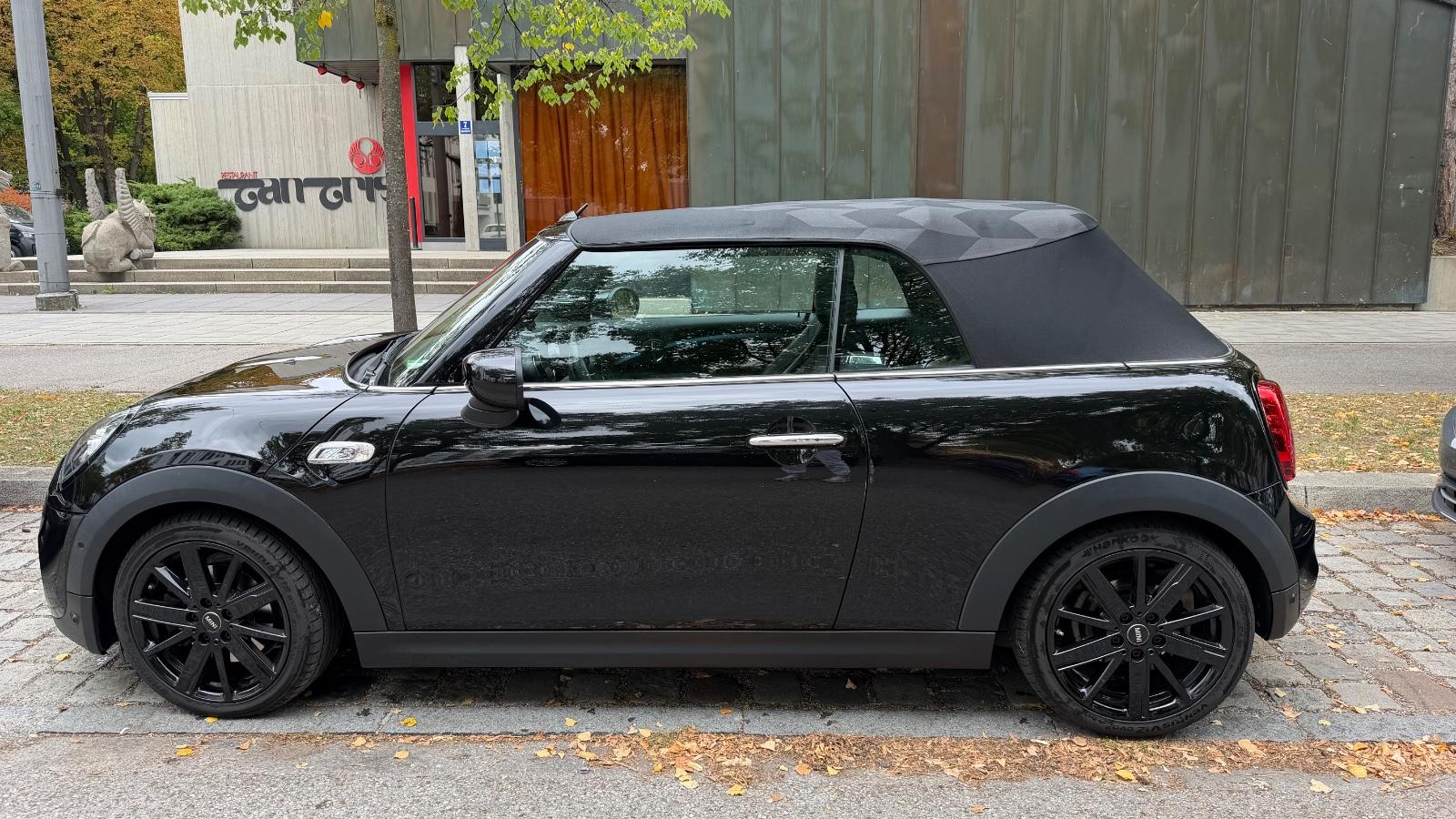 MINI Cooper S Cabrio