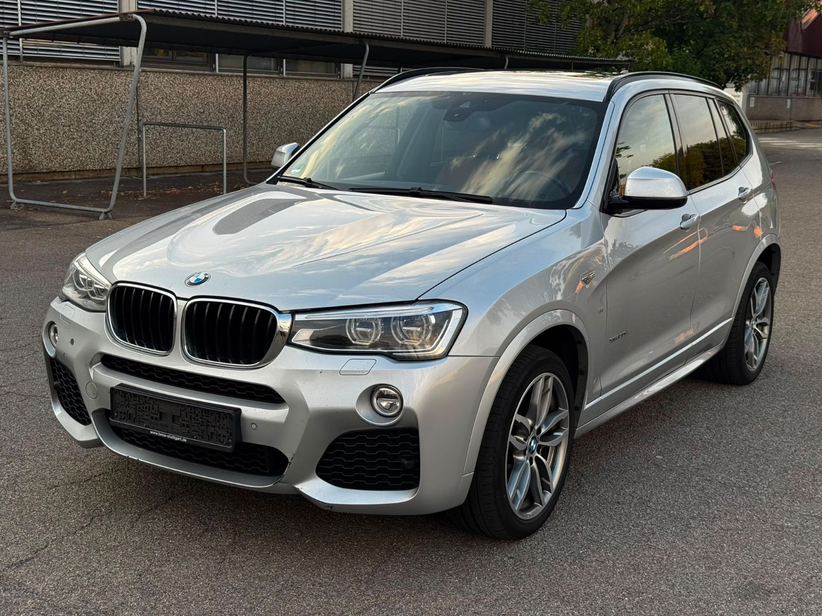 BMW X3 xDrive 20 d M Sport Paket Panorama Leder Brau