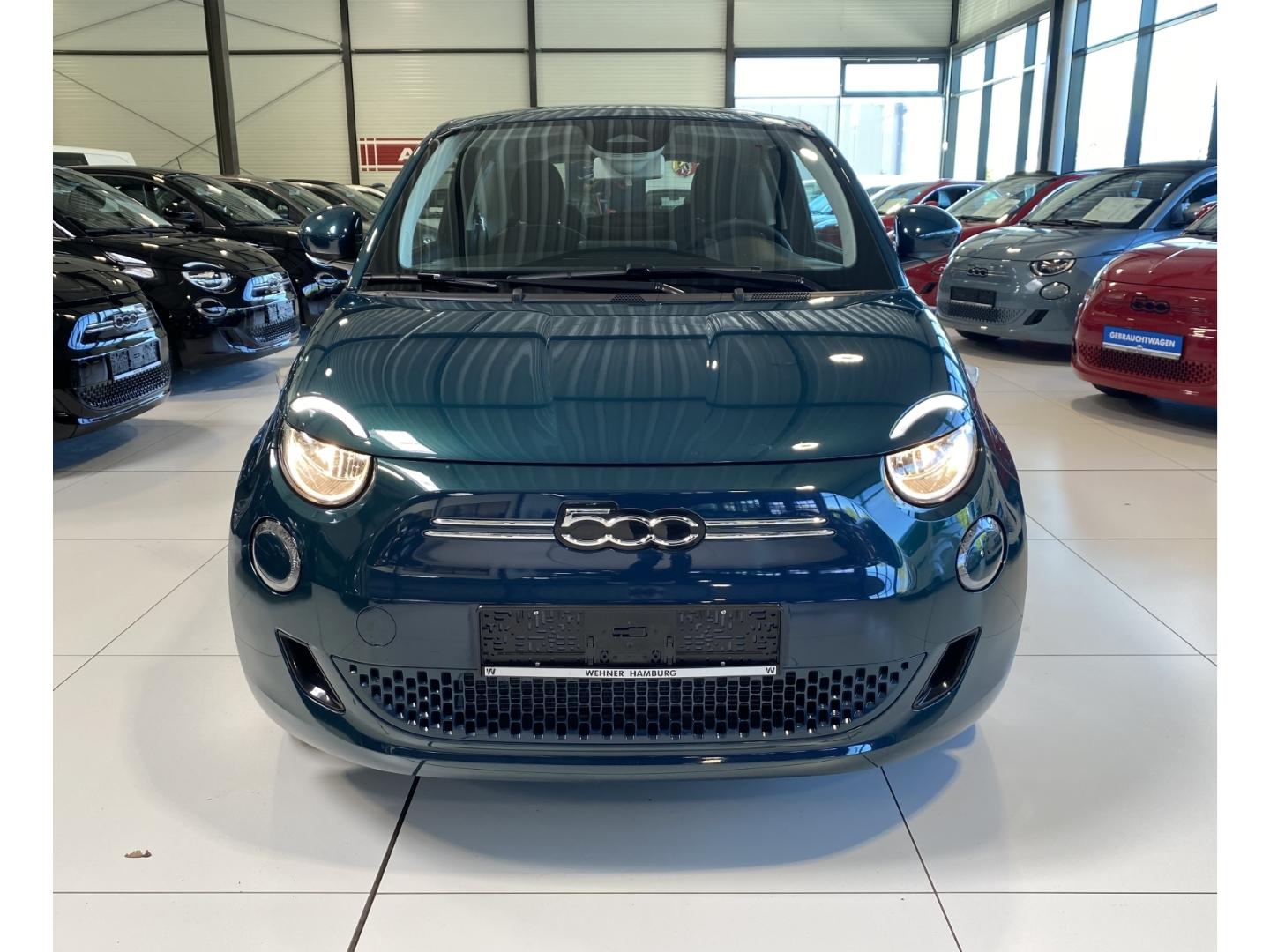 Fiat 500 e *Keyless Go *Apple Car Play *Tempomat