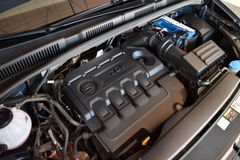 SEAT Alhambra 2.0 TDI FR-Line~Allrad~StandHZ~AHK