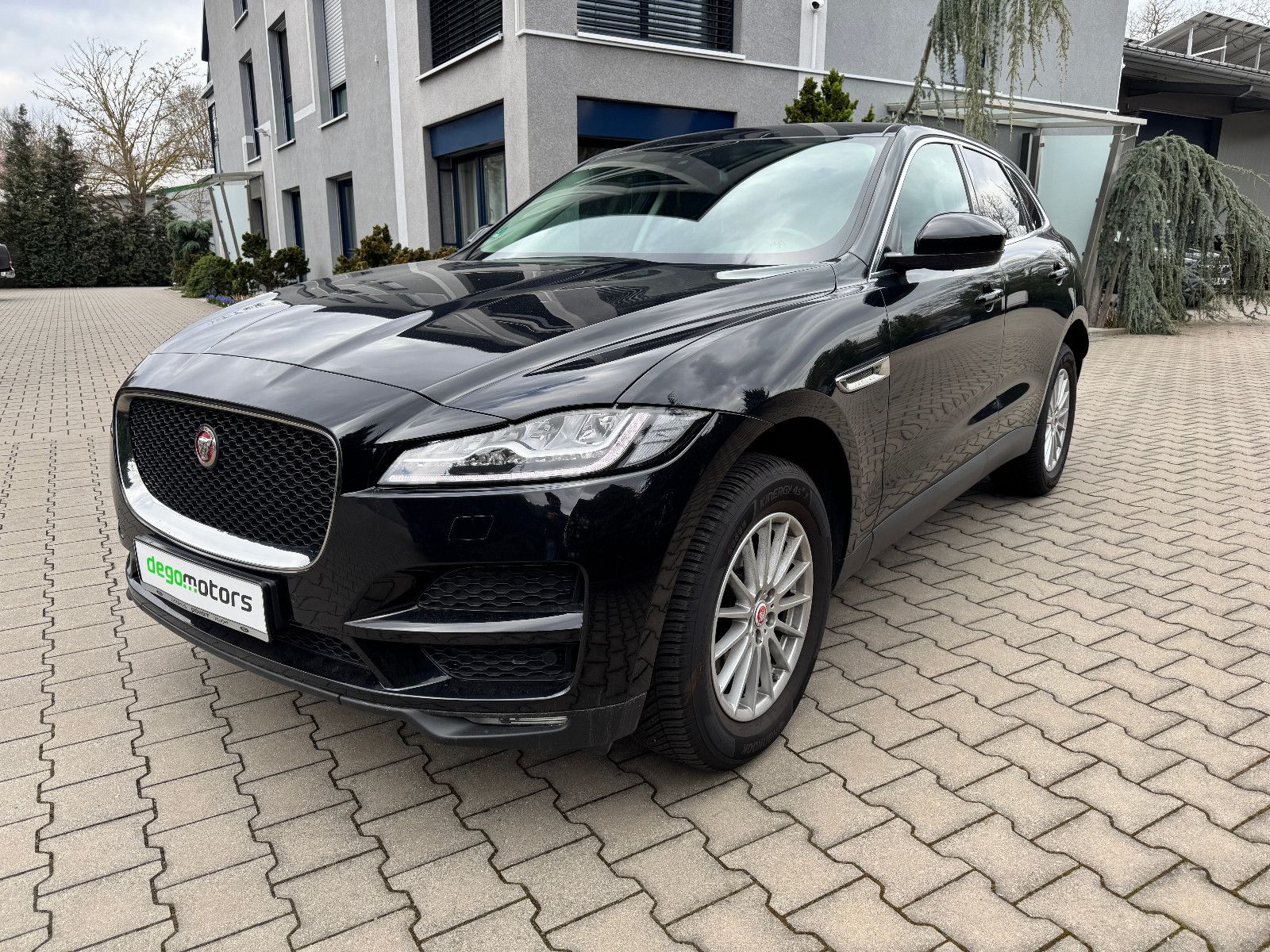 Jaguar F-PACE Prestige AWD