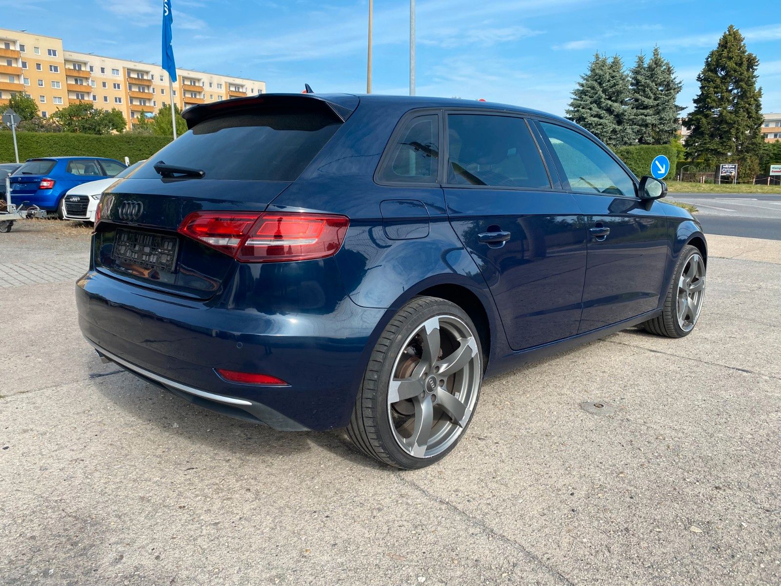 Audi A3 Sportback Climatr.BC Temp.Xenon 19Zoll foto 5