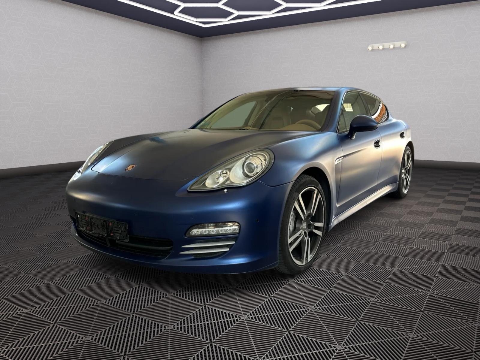 Porsche Panamera 4S