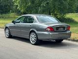 Jaguar X-Type 2 Liter V6 Classic - Jaguar X-Type: Classic