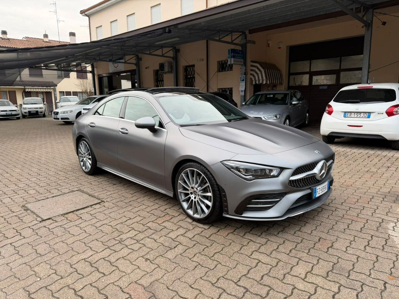 Mercedes-Benz Mercedes CLA Coupe 220 d Premium AMG PANORAMA