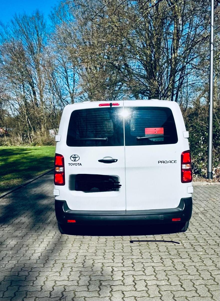 Toyota Proace L1 Kasten Meister  1.5-l-D-4D 88KW Kamera