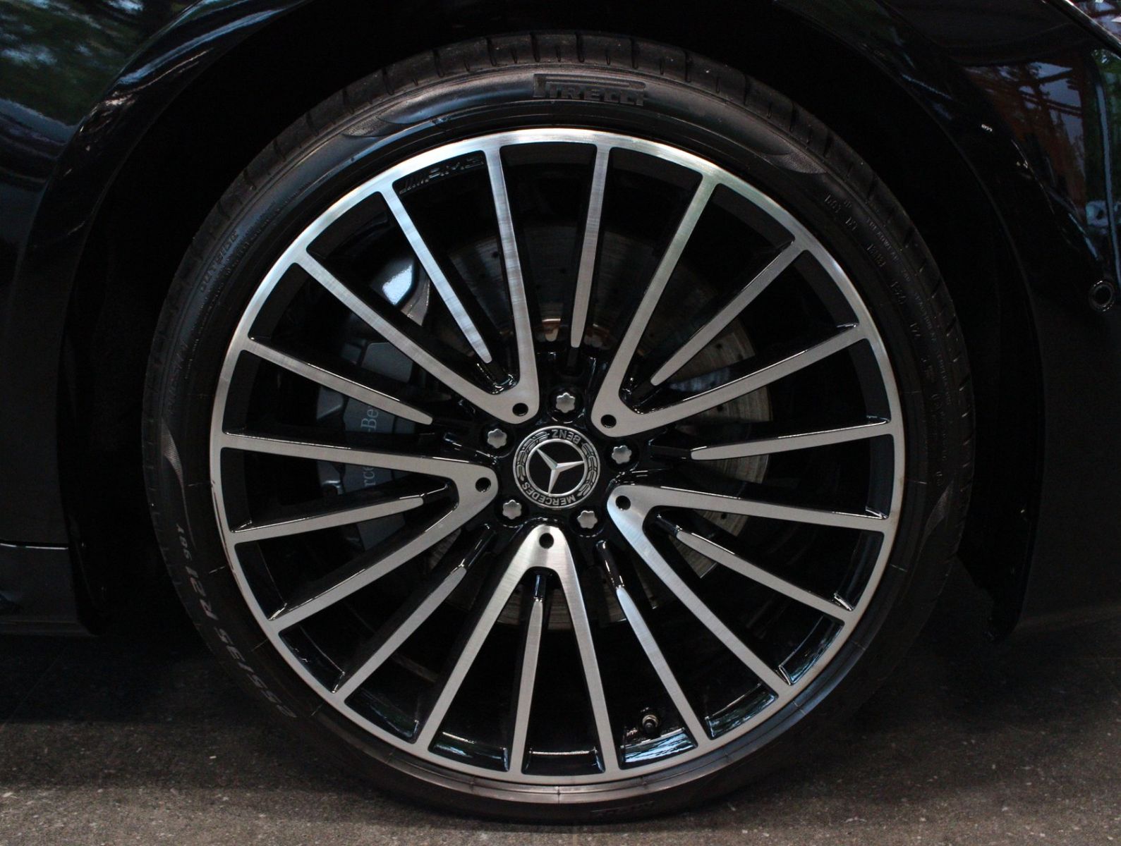 Fahrzeugabbildung Mercedes-Benz S 500L 4Matic AMG Line*Chauffeur*Executive*VOLL