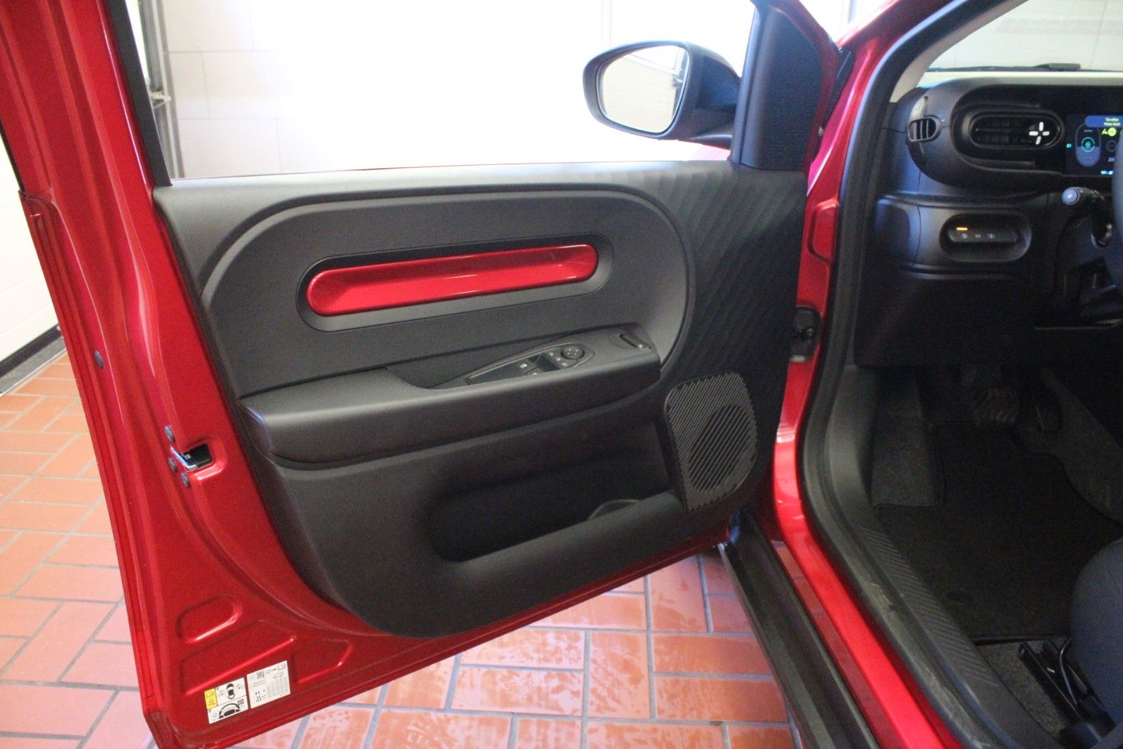 Fahrzeugabbildung Renault Twingo E-Tech 80 Urban Range *Techno*Sitzheizung