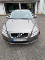 Volvo gepflegtes Lieblingsauto - Volvo V70 von privat