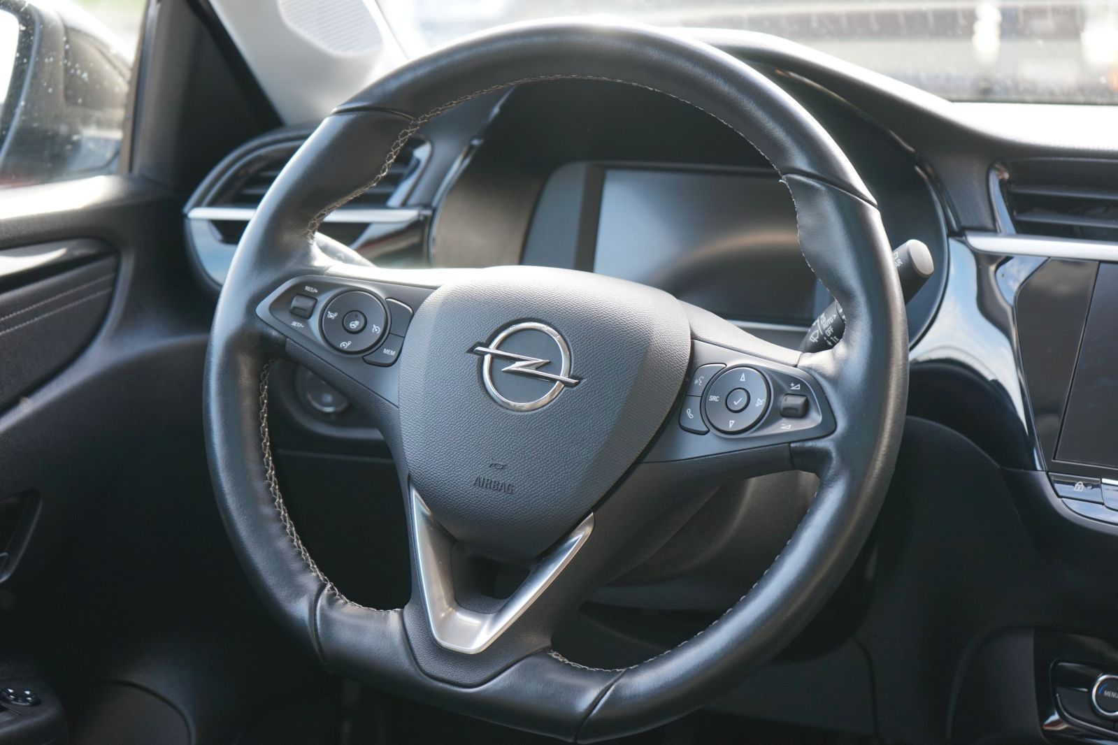 Fahrzeugabbildung Opel Corsa F Elegance Navi*Panorama*Kamera
