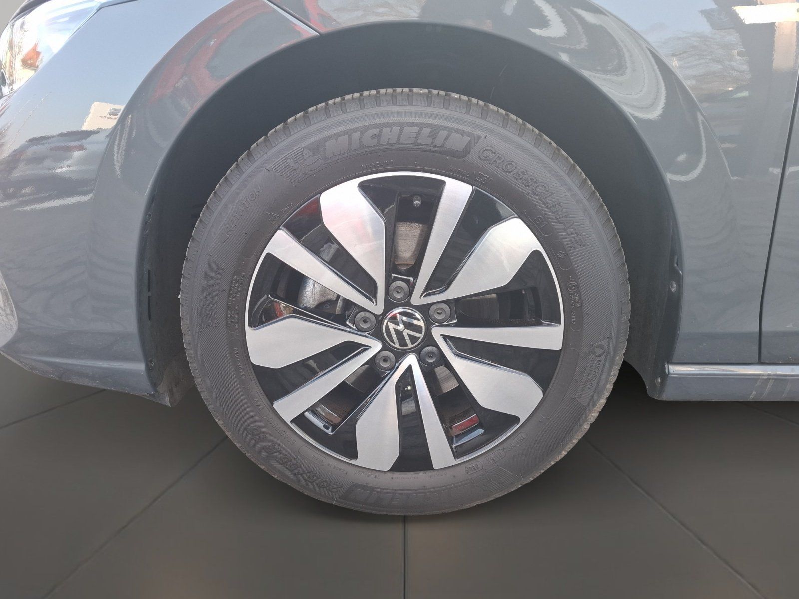 Volkswagen Golf - Bild 7