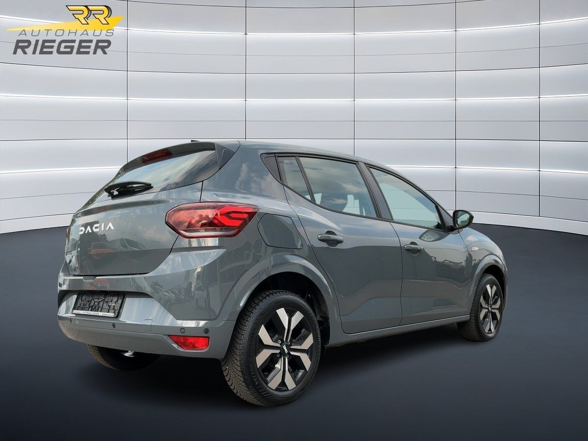 Fahrzeugabbildung Dacia Sandero Journey TCe 90 CVT Automatik