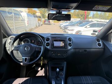 Volkswagen Tiguan - 8
