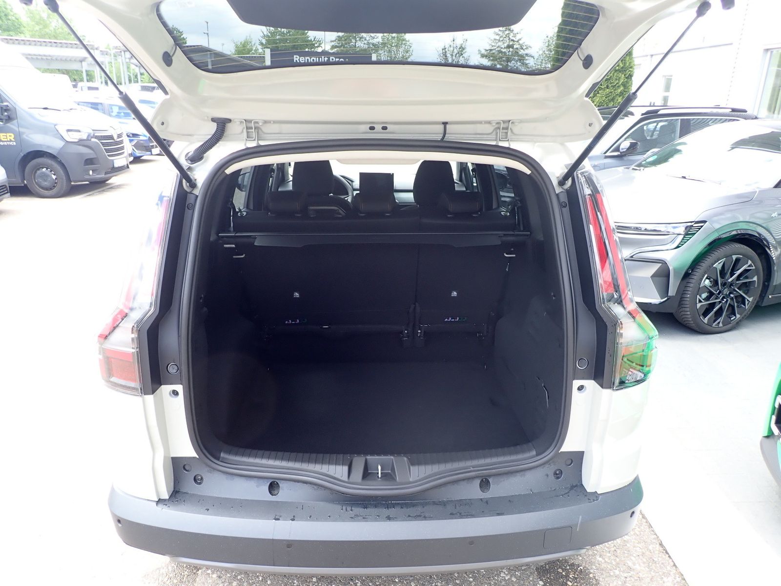 Fahrzeugabbildung Dacia Jogger Extreme Eco-G 120 auto