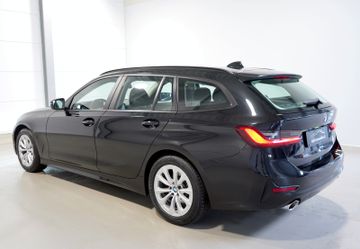 BMW 320 - 4
