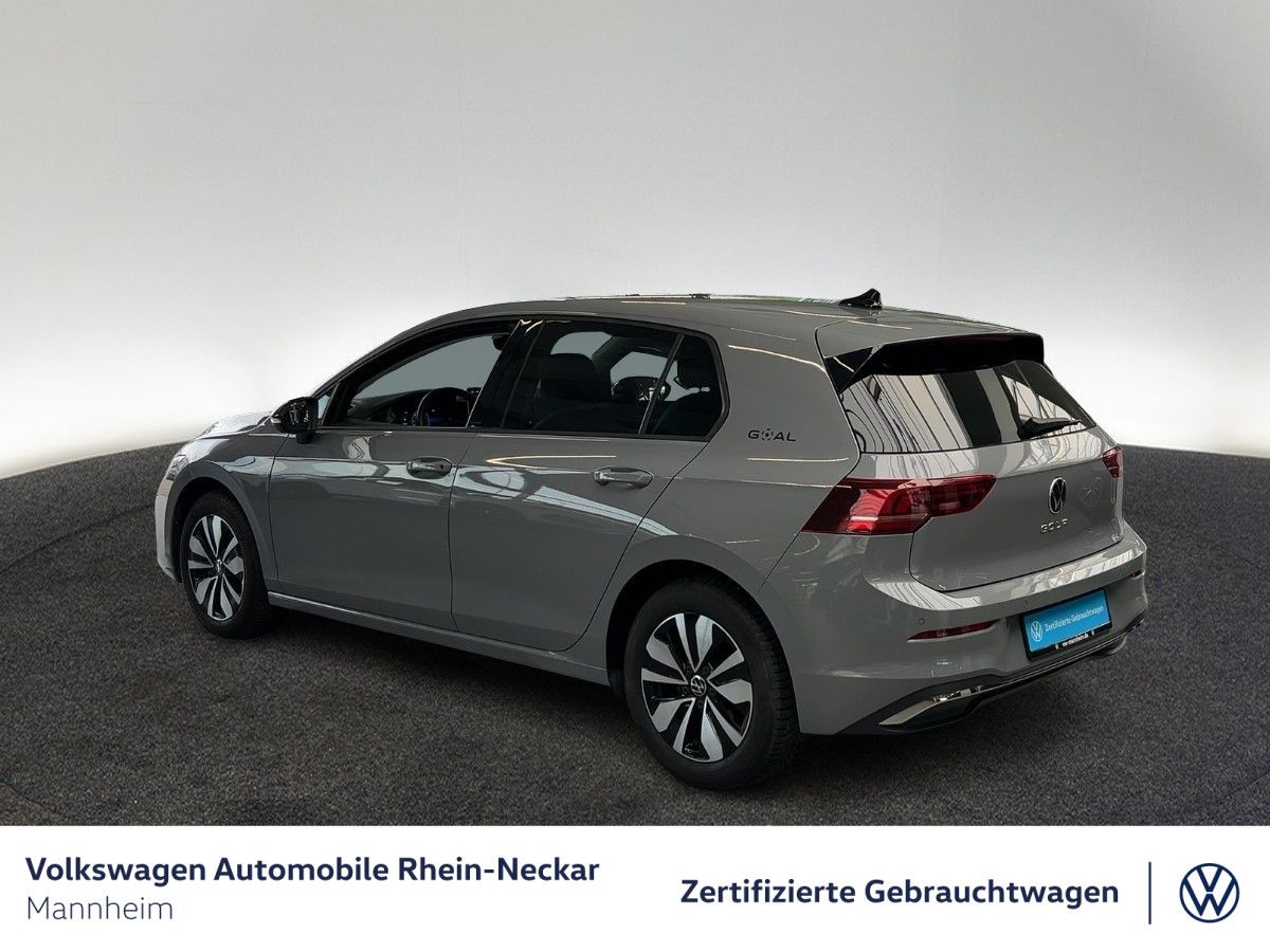 Volkswagen Golf - Bild 4