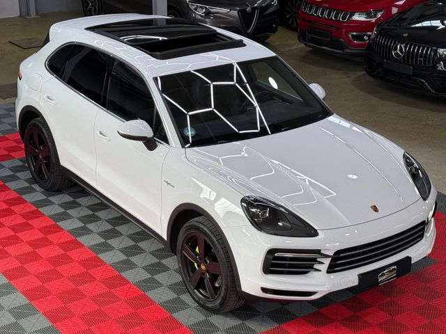 Porsche Cayenne E-Hybrid Sport-Chrono Panorama LED Luft