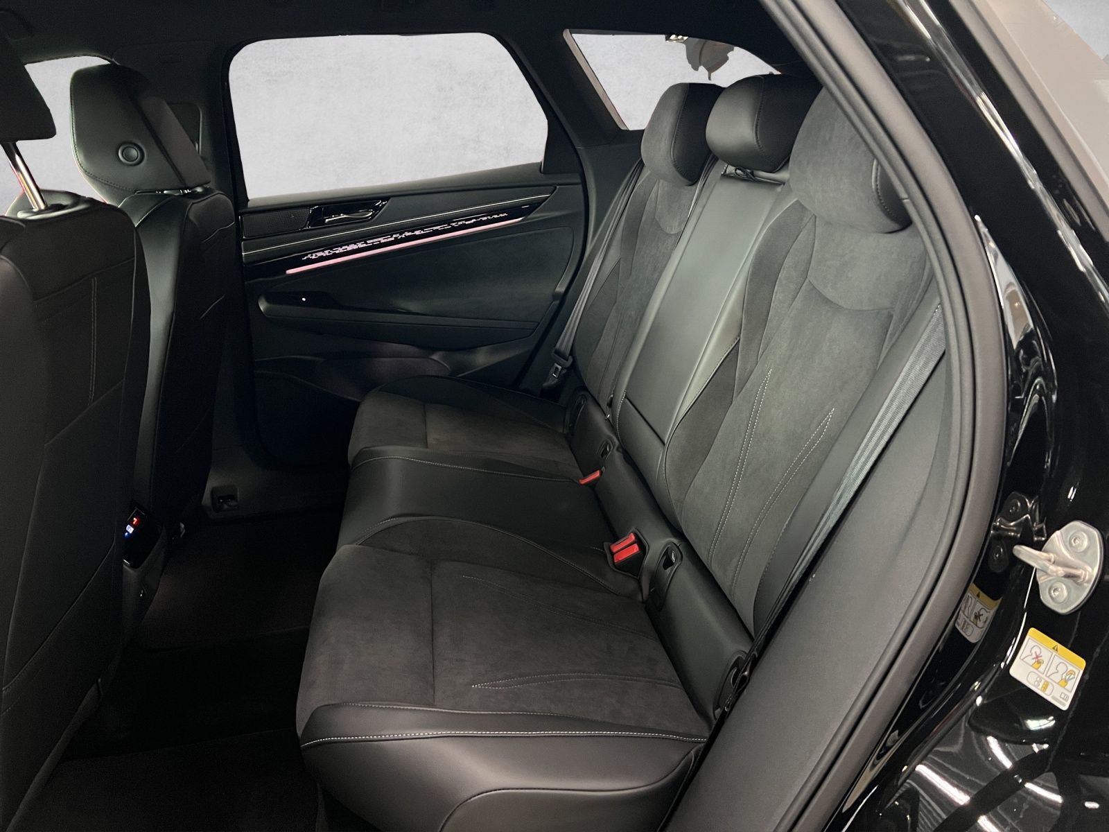 ID.7 Tourer Pro S 210 kW (286 PS) 86 kWh 1-Gang-