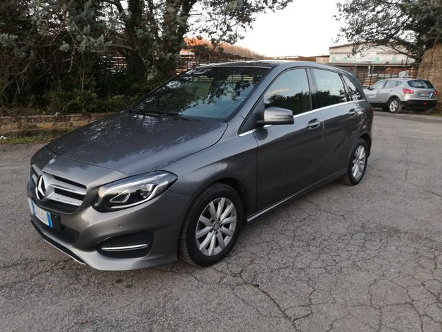 MERCEDES-BENZ Mercedes-benz B 180 B 180 d Automatic Premium