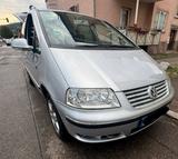 Volkswagen VW Sharan 1.8Turbo  7 Sitze Automatik - Volkswagen Sharan mit Benzin-Antrieb: Kleinbus, Automatik, 1.8