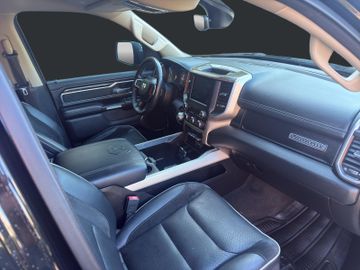 Dodge RAM - 12
