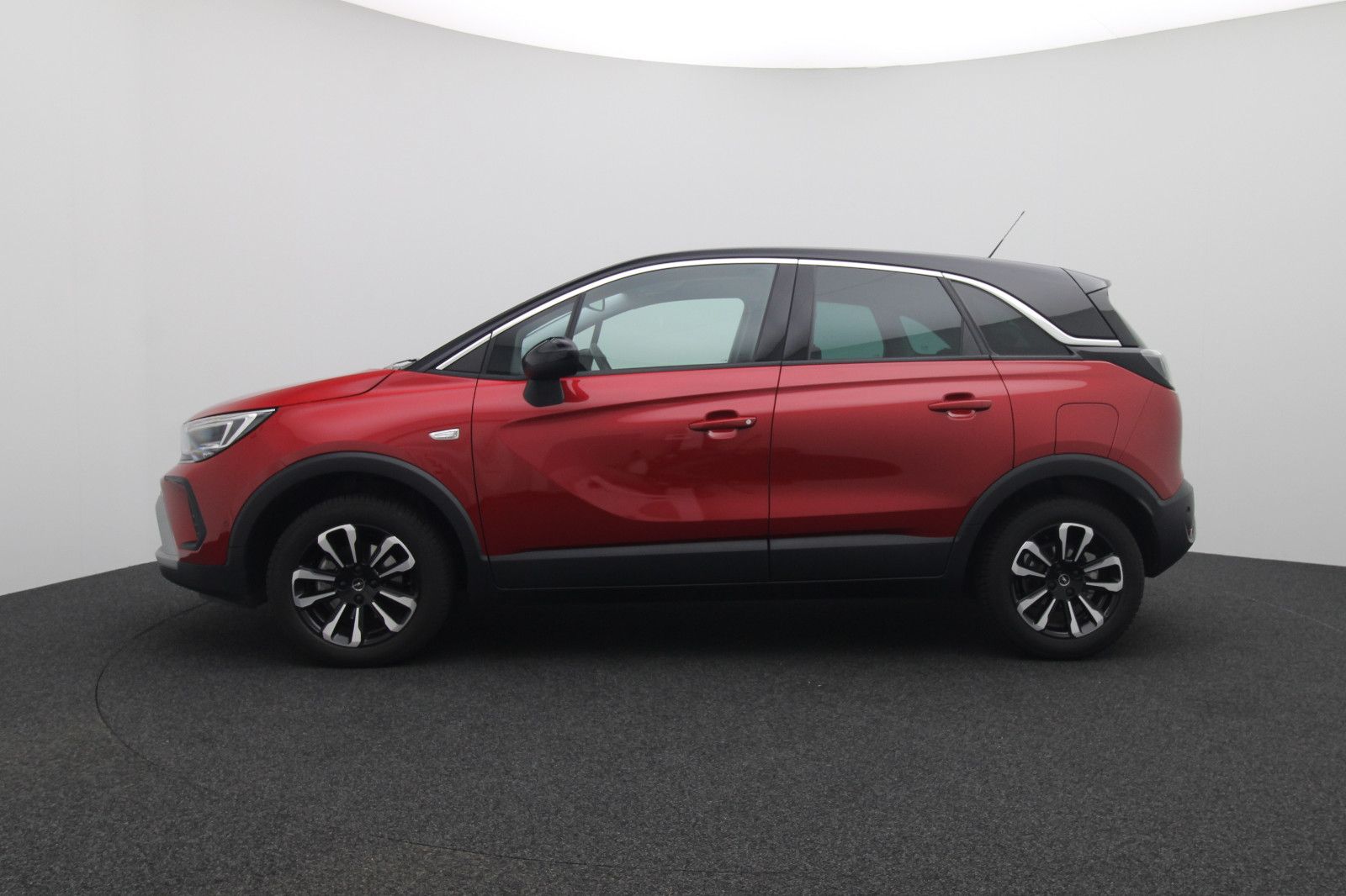 Fahrzeugabbildung Opel Crossland 1.2 Elegance AHK/LED/DAB/AppleCP/RK