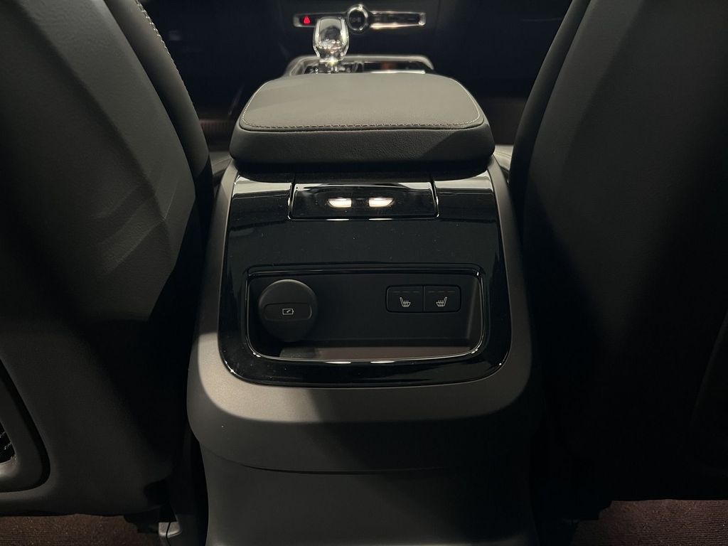 Volvo S60 T8 Ultimate Dark Recharge AWD B&W Massage