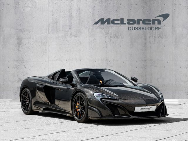 McLaren 675LT Spider 1 of 25 MSO Carbon Series, Lift