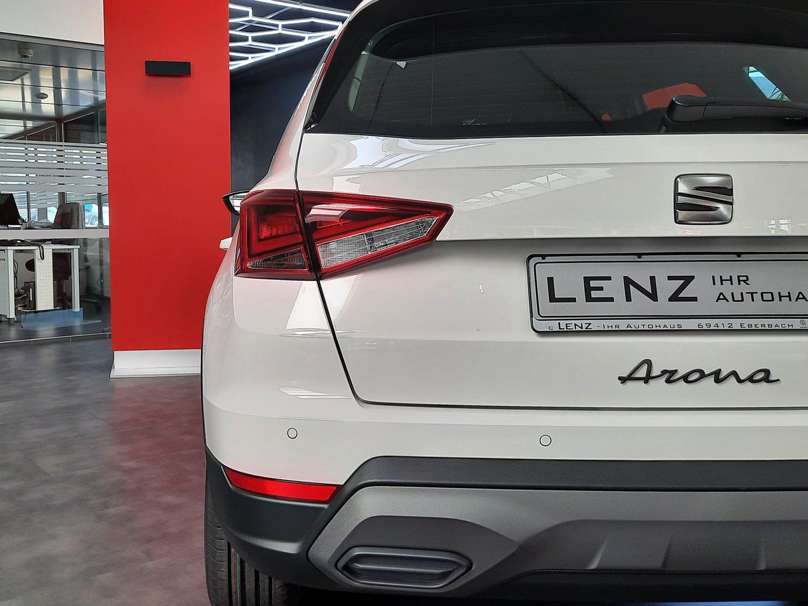 Fahrzeugabbildung SEAT Arona Facelift Style TSI*LED*Sitzhzg*PDC*ACC*APP