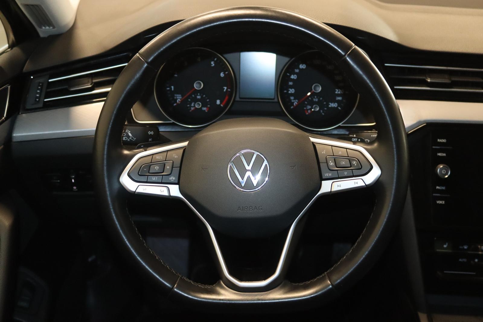 Volkswagen Passat DSG Business Navi-Apps-Klimaa-LED-ACC-SHZ, миниатюра 11