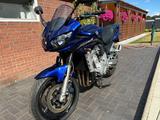 Yamaha FZS 1000 Fazer - YAMAHA FZ 1000