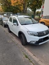 Dacia Super- zuverlässiges und sparsames Dacia S... - mit Benzin-Antrieb: Sparsame