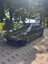 BMW 735i E38 Top Zustand, viele Neuteile, TÜV  - BMW 735: E38