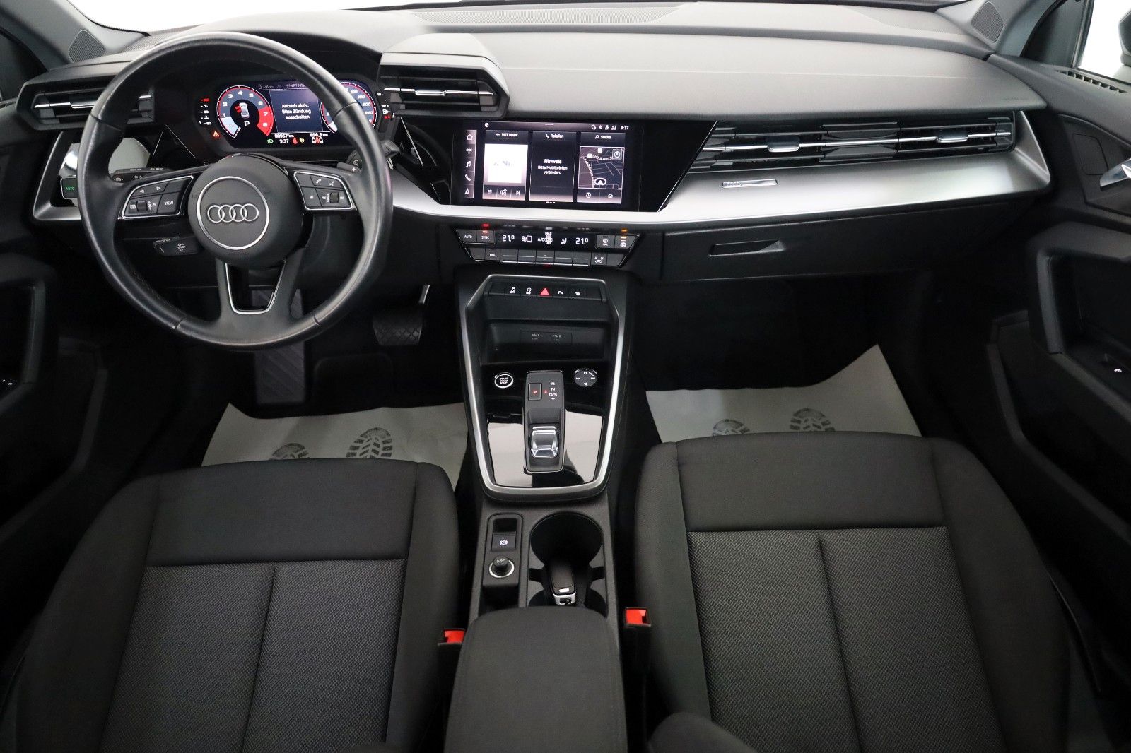 Fahrzeugabbildung Audi A3 Lim. 35 TFSI Navi,LED,PDC,Virual Cockpit,App