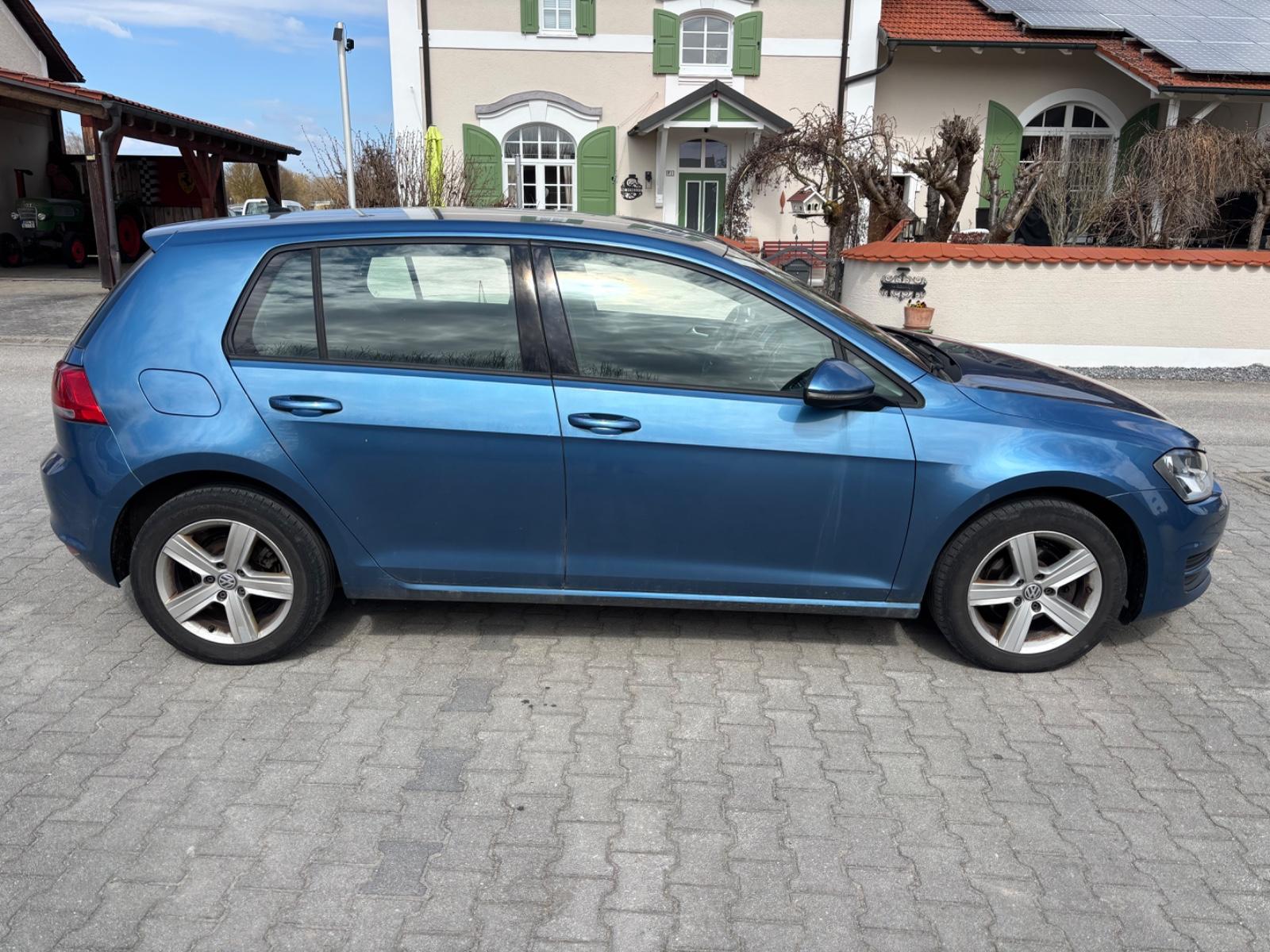 Volkswagen Golf VII Lim. Comfortline BMT 2.Hand Navi Alu PD