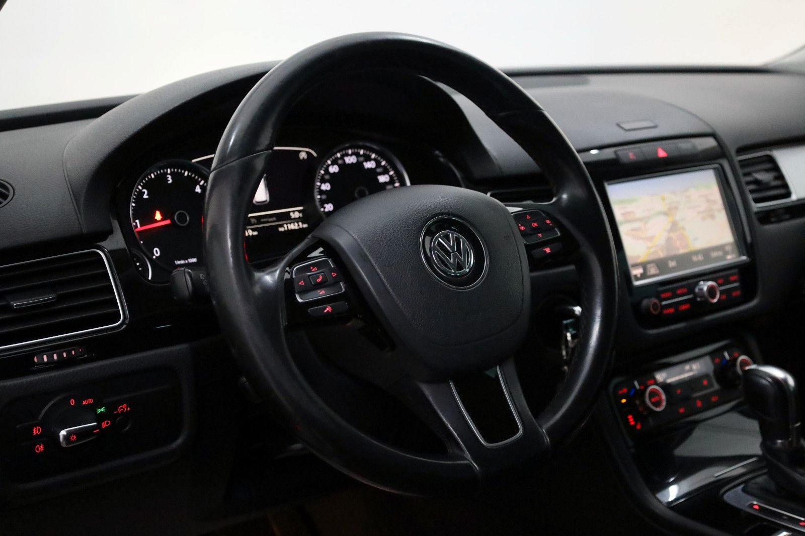 Fahrzeugabbildung Volkswagen Touareg V6 TDI R Line Leder,Navi,Xenon,,AHK,SH