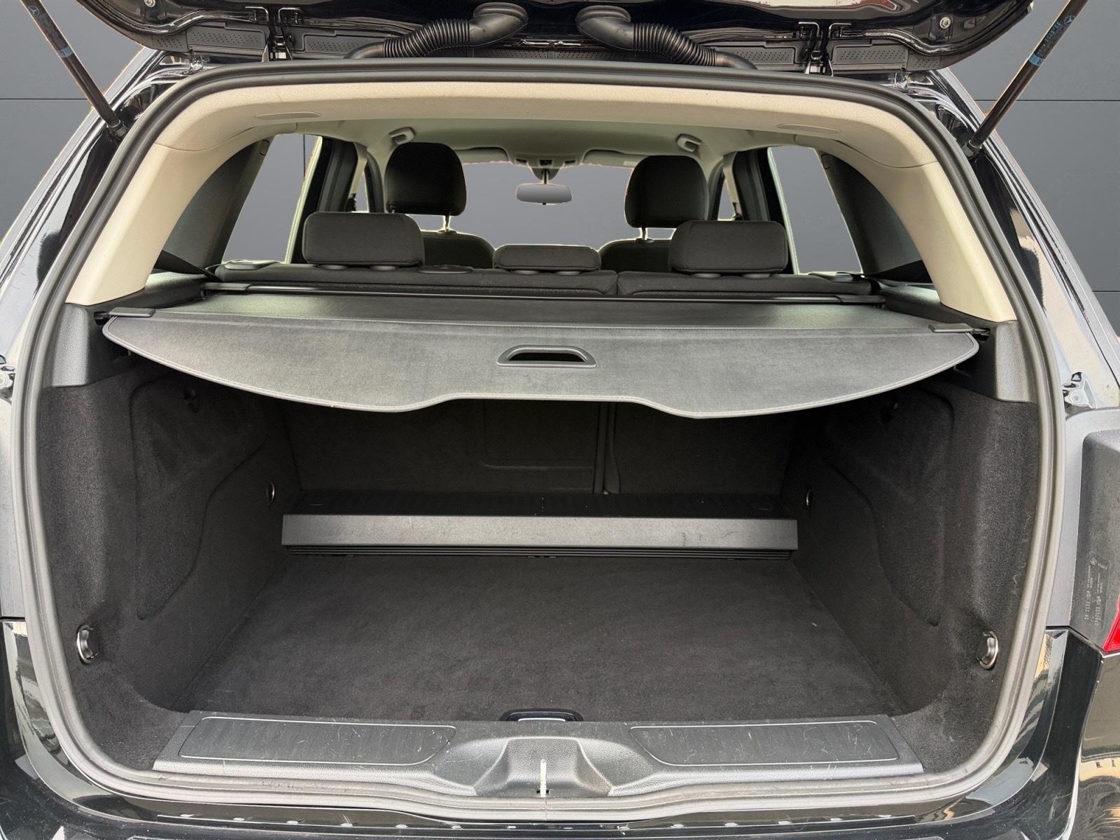 Mercedes-Benz B 180 Sports Tourer, AHK