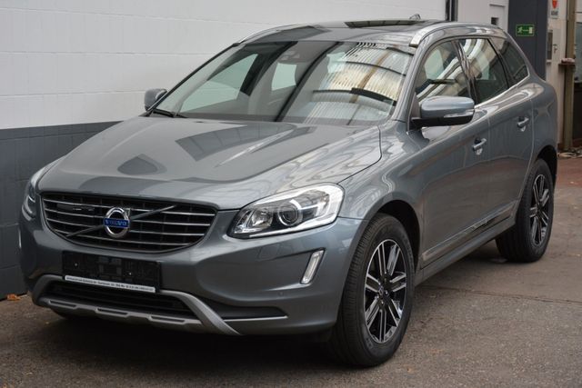 Volvo XC60 D3 Summum *PANO*AHK*STHZ*BLIS*CTA*ACC*LEDER