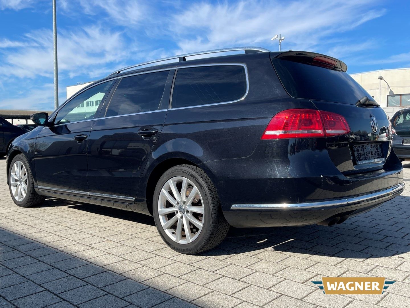 Fahrzeugabbildung Volkswagen Passat Variant Highline BlueMotion