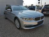 BMW 520i Touring Luxury AHK,Panorama,Sitzlüftung,HUD - BMW 520: Kombi, 520i
