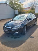 Opel Astra sports - Opel Astra aus 2010: Sports