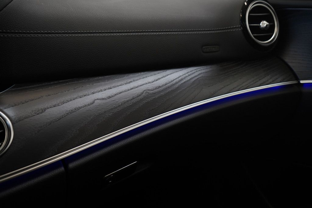 Mercedes Benz E 220