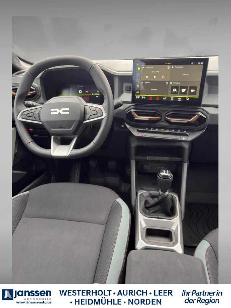 Fahrzeugabbildung Dacia Neuer Dacia Duster Extreme mild hybrid 140