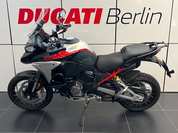 Ducati Multistrada V4 Rally Travel & Radar